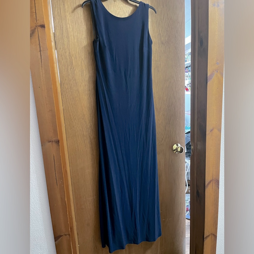 Jr Large Evening/Prom Gown in Navy. Scoop back and lined